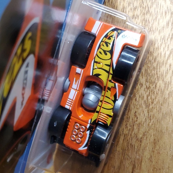 Hot Wheels‎ - Picture 2 of 9